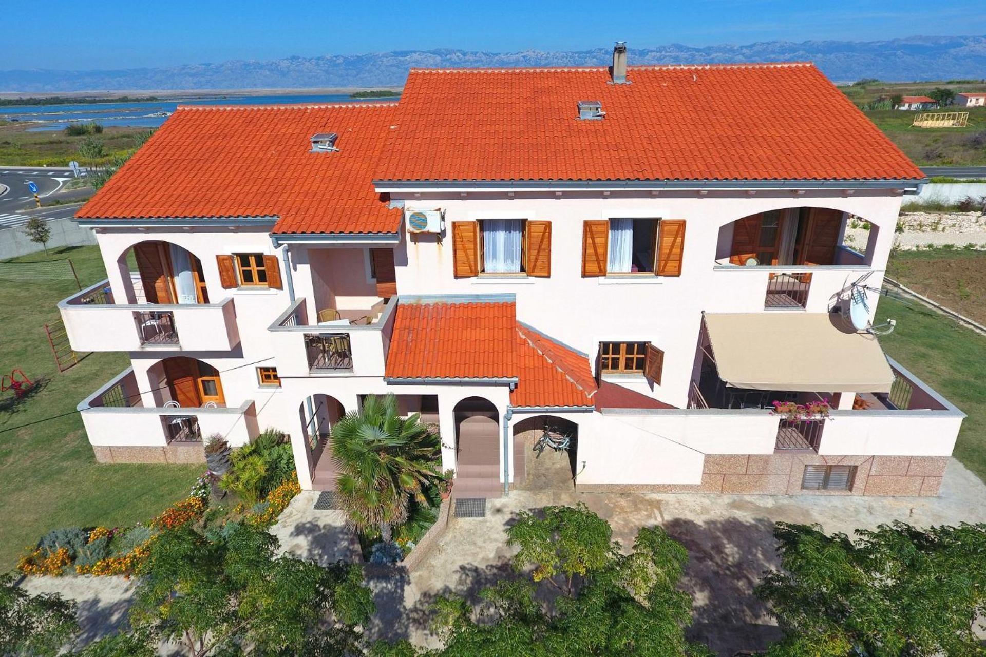 Apartments Armitage Привлака Екстер'єр фото