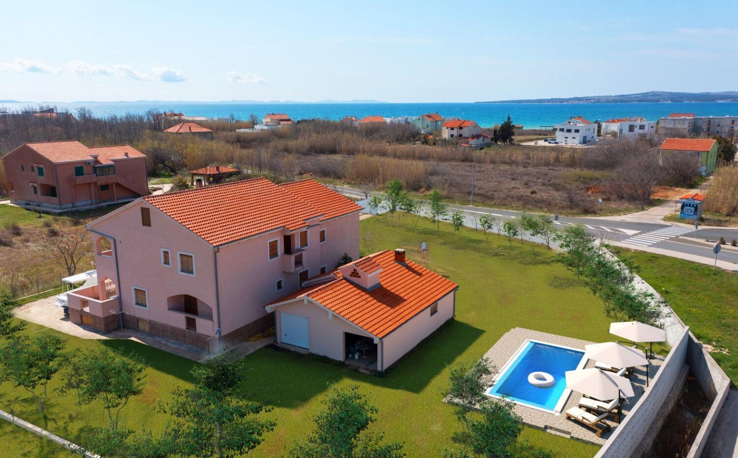 Apartments Armitage Привлака Екстер'єр фото